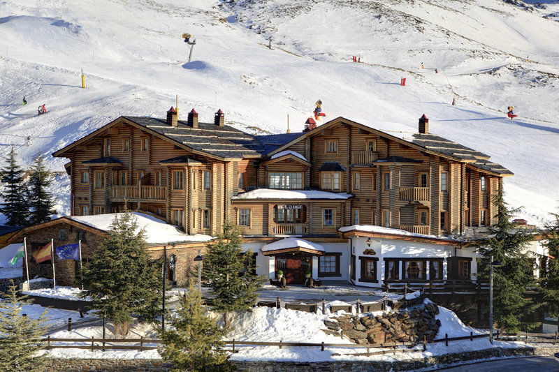 El Lodge, Ski & Spa Sierra Nevada Ngoại thất bức ảnh