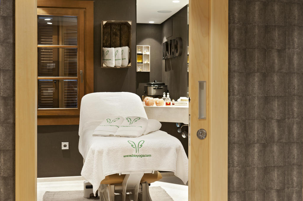 El Lodge, Ski & Spa Sierra Nevada Ngoại thất bức ảnh