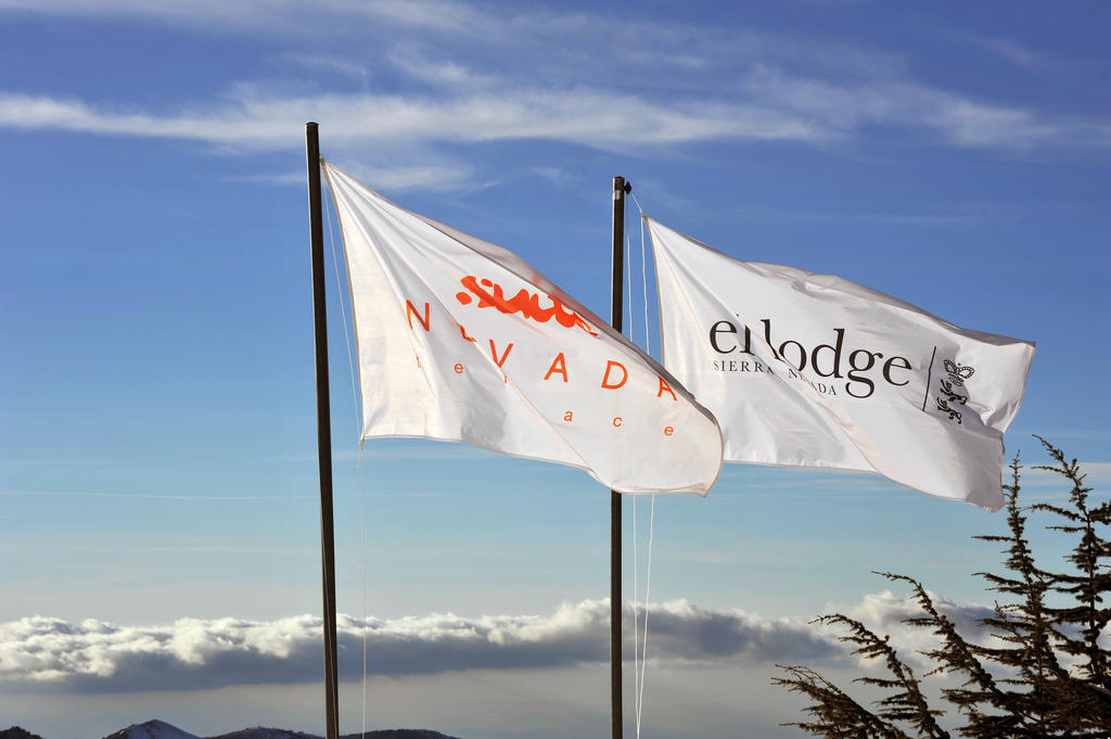 El Lodge, Ski & Spa Sierra Nevada Ngoại thất bức ảnh